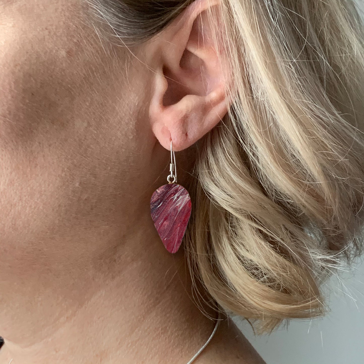 Sustainable Red Dangling earrings handmade 