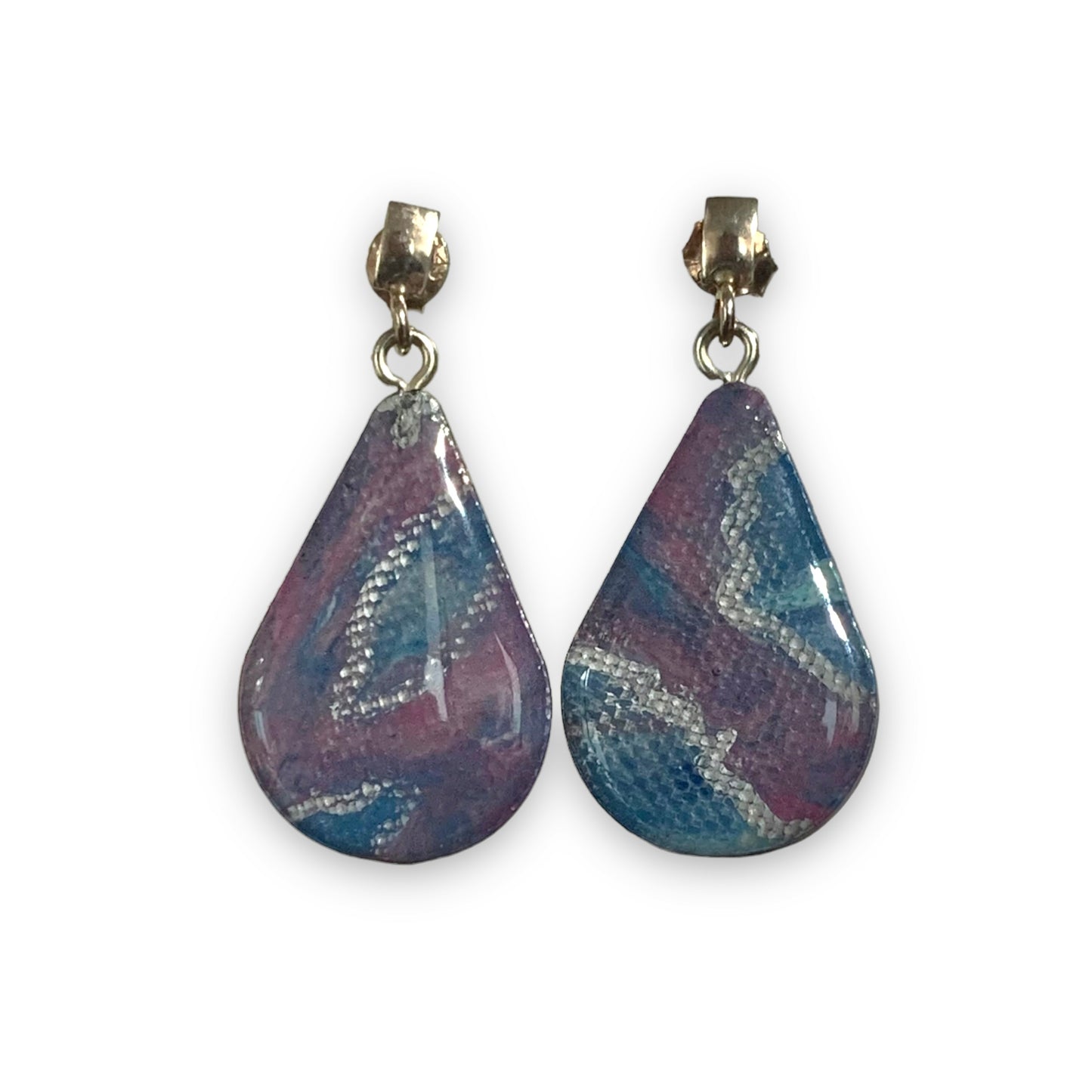Teardrop Studs Purple Twist